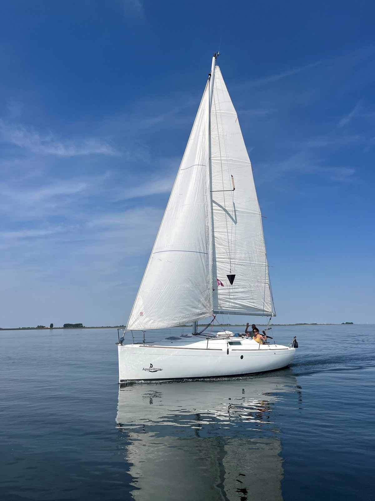 Aquavitesse First 260 op de Oosterschelde.jpg